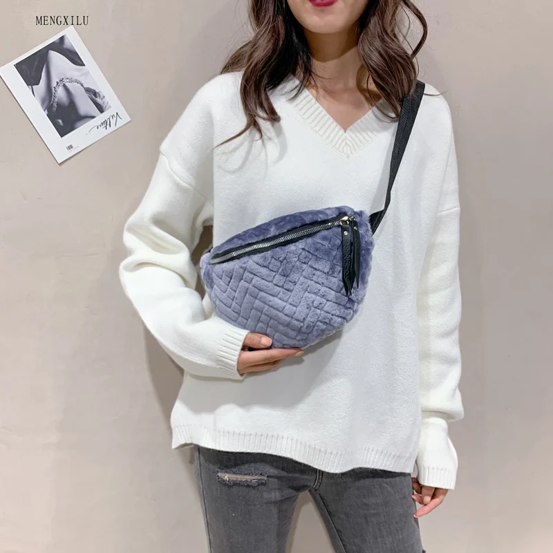 MENGXILU 2019 Women Chest Bag Velvet Female Crossbody Shoulder Bag Cell Phone Pocket Purse Waist Bag Fanny Packs bolsa feminina 
MENGXILU 2019 Women Chest Bag Velvet Female Crossbody Shoulder Bag Cell Phone Pocket Purse Waist Bag Fanny Packs bolsa feminina