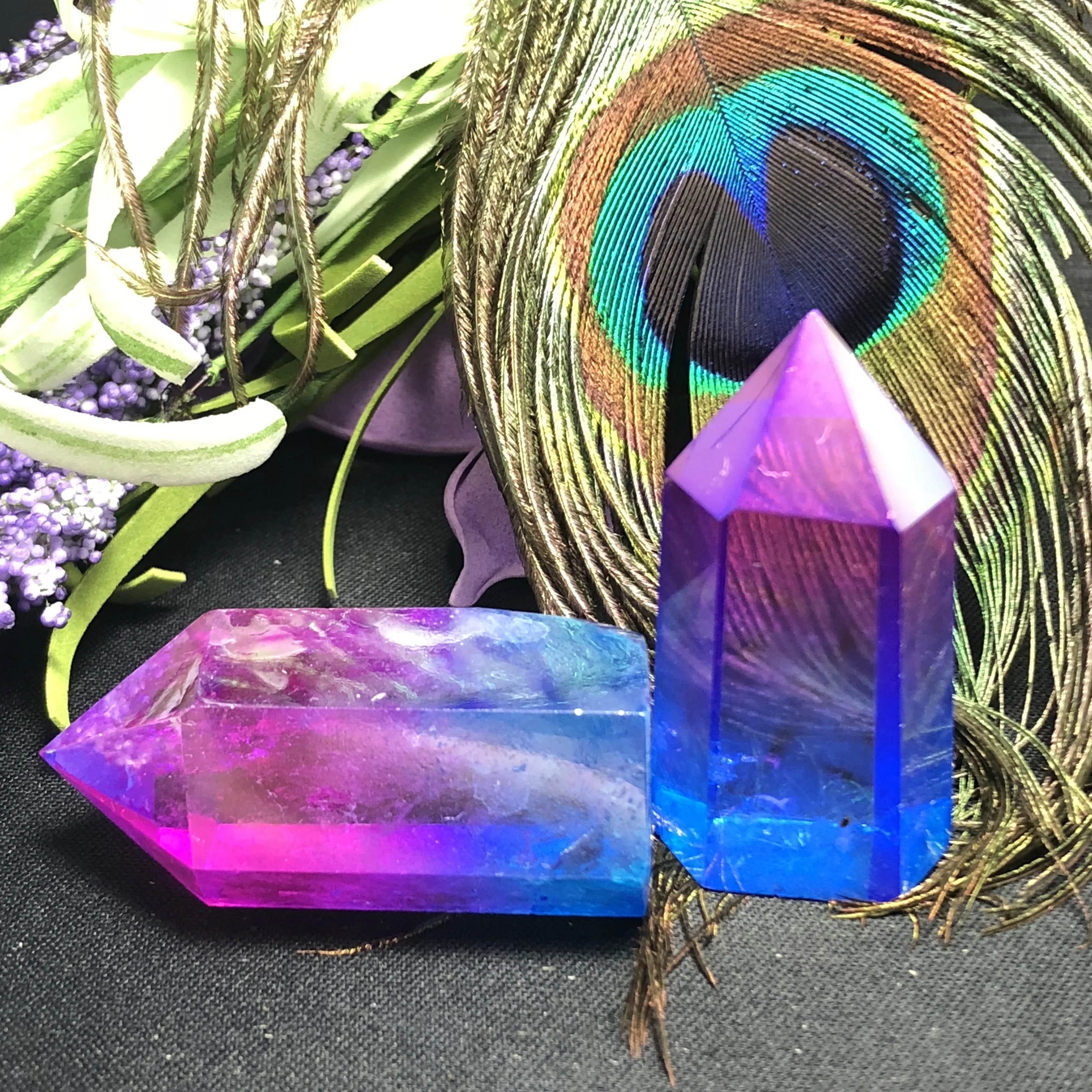 2pcs Natural electroplating color crystal single - pointed pillars, beautiful arts and crafts home decoration
2pcs Natural electroplating color crystal single - pointed pillars, beautiful arts and crafts home decoration