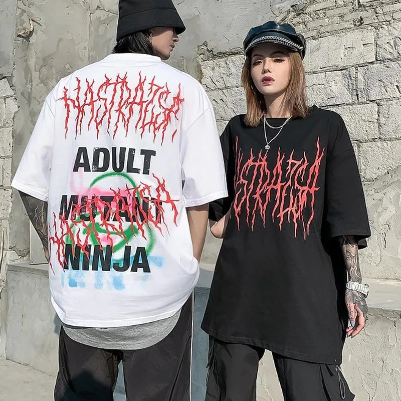 

high street graffiti printing half-sleeved womens tops hip hop styles t shirt women 2020 new couple Tees oversized o-neck t-hirt