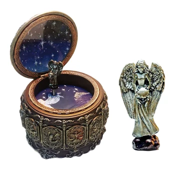 Friends Retro Style Electric Antique Christmas Valentine's Day Birthday Home Decor Round 12 Gifts Music Box Resin 
Friends Retro Style Electric Antique Christmas Valentine's Day Birthday Home Decor Round 12 Gifts Music Box Resin