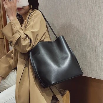 New Sense of Quality Large Capacity Bag Women's Bag 2020 New Fashion Fashion Retro All-Match Portable Bucket Shoulder Bag
New Sense of Quality Large Capacity Bag Women's Bag 2020 New Fashion Fashion Retro All-Match Portable Bucket Shoulder Bag