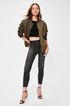 Trendyol Black Yıpratmalı Normal Waist Skinny Jeans TWOAW20JE0227 
Trendyol Black Yıpratmalı Normal Waist Skinny Jeans TWOAW20JE0227