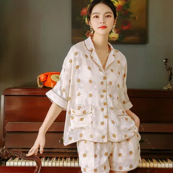 Summer Short-Sleeved Shorts Pajamas Silk Loose Polka Dot Printing Pijama Mujer Turn-down Collar Sleepwear Home Clothes 2 Piece
Summer Short-Sleeved Shorts Pajamas Silk Loose Polka Dot Printing Pijama Mujer Turn-down Collar Sleepwear Home Clothes 2 Piece