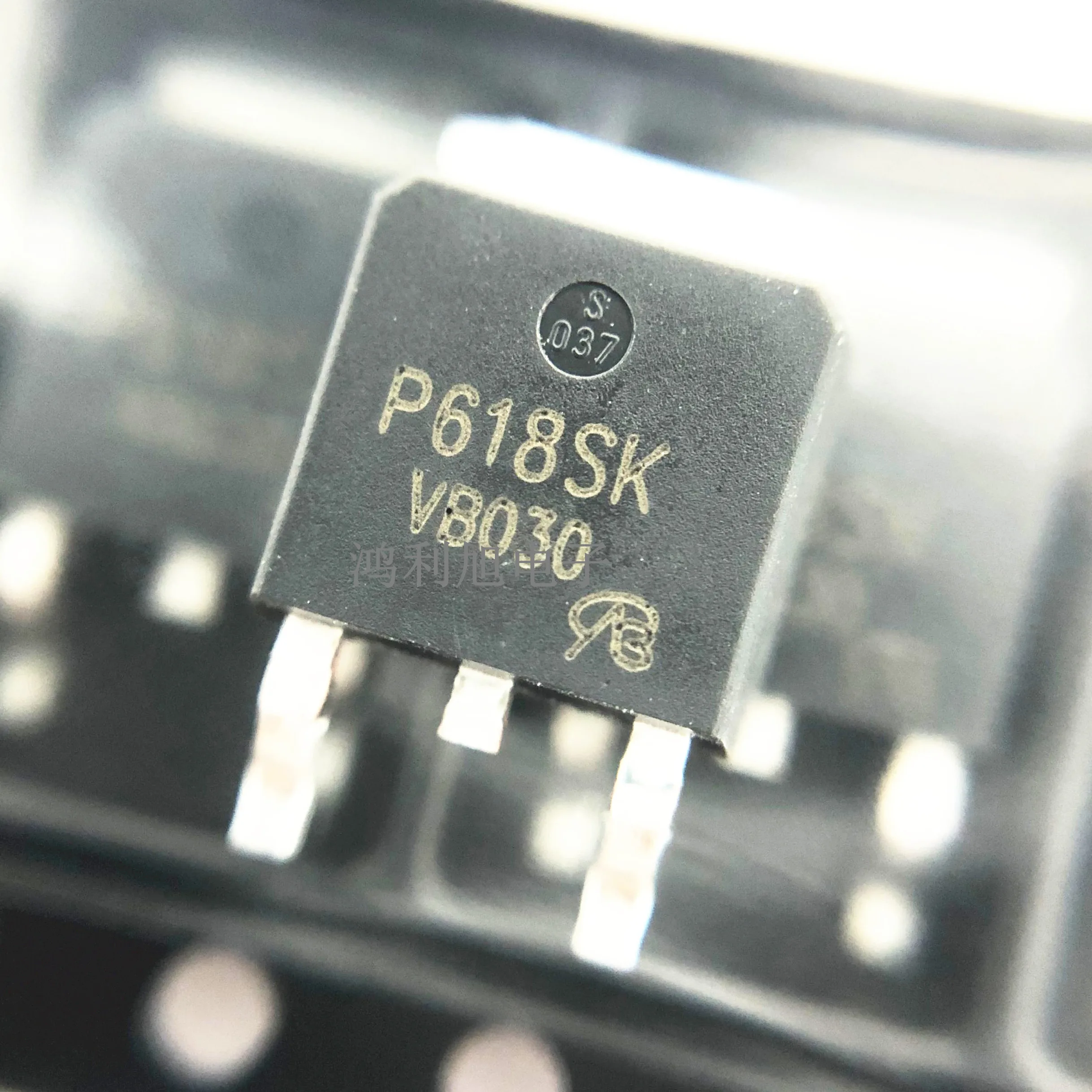 10 шт./партия DMP6180SK3-13 MOSFET 60В 14A TO252
10 шт./партия DMP6180SK3-13 MOSFET 60В 14A TO252