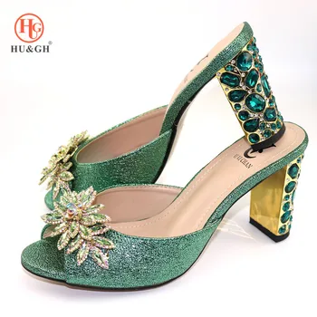 African Women Open Toe Shoes Decorated with Rhinestone Italy Ladies Shoes For Party Italy Lady Luxury Wedding High Heels Shoes
African Women Open Toe Shoes Decorated with Rhinestone Italy Ladies Shoes For Party Italy Lady Luxury Wedding High Heels Shoes