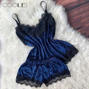 Pijama Sexy 2020 New Women Sexy Lingerie Camisole Bow Shorts V-Neck Tops Velvet Pajamas Sleepwear Pijamas Women пижама женская
Pijama Sexy 2020 New Women Sexy Lingerie Camisole Bow Shorts V-Neck Tops Velvet Pajamas Sleepwear Pijamas Women пижама женская