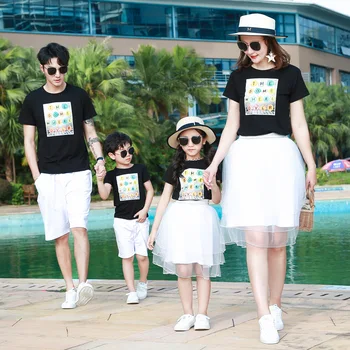 Family Set Mother Daughter Letter Dresses Father Son T shirt+Shorts 2 Pcs Set net gauze skirt suit foreign gas family clothes 
Family Set Mother Daughter Letter Dresses Father Son T shirt+Shorts 2 Pcs Set net gauze skirt suit foreign gas family clothes