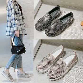 Bling Bling 2020 Summer New Women Shoes Fashion Crystal Platform Sneakers Casual Comfortable Mules Zapatos de mujer
Bling Bling 2020 Summer New Women Shoes Fashion Crystal Platform Sneakers Casual Comfortable Mules Zapatos de mujer