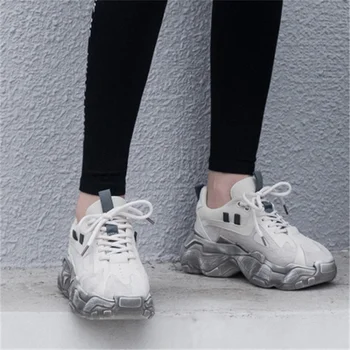 Genuine Leather Fashion Women's casual shoe fashion sneaker 2020 Spring Summer Women Platform Trainers Casual Ladies Shoes
Genuine Leather Fashion Women's casual shoe fashion sneaker 2020 Spring Summer Women Platform Trainers Casual Ladies Shoes
