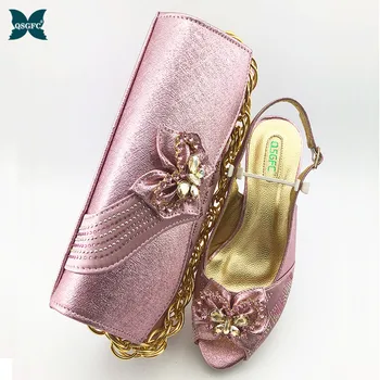 2020 INS New Design Pink Color African Women Shoes and Bag to Match Mature Style Matching Shoes and Bag Set for Party
2020 INS New Design Pink Color African Women Shoes and Bag to Match Mature Style Matching Shoes and Bag Set for Party