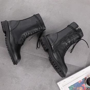 Ann Martin boots female New England wind thick bottom layer cowhide boots leather motorcycle boots is take the lead
Ann Martin boots female New England wind thick bottom layer cowhide boots leather motorcycle boots is take the lead