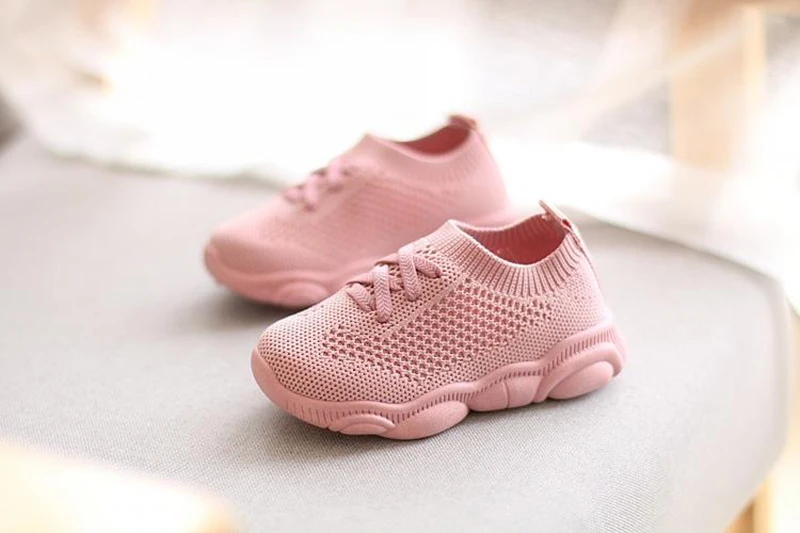 Sneakers antidérapantes pour bébé rose