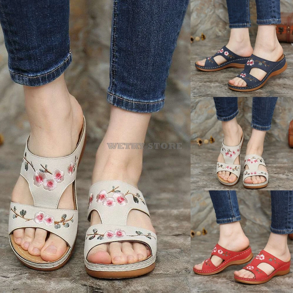 Women Beach Shoes Embroidery Flower Sandals Slippers Summer Sandals Non-slip Ladies Wedge Heel Casual Bohemian Slides Shoes
Women Beach Shoes Embroidery Flower Sandals Slippers Summer Sandals Non-slip Ladies Wedge Heel Casual Bohemian Slides Shoes