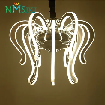 American led chandelier acrylic mirror chandelier personality creative circular art chandelier simple modern living room lamp
American led chandelier acrylic mirror chandelier personality creative circular art chandelier simple modern living room lamp