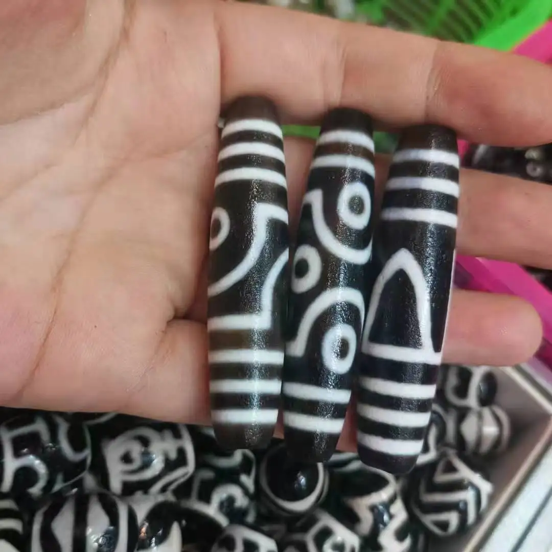 1pcs/lot pure natural agate dzi bead weathered patina wholesale weathered pattern folk-custom Live hot push Necklace Bracelet
1pcs/lot pure natural agate dzi bead weathered patina wholesale weathered pattern folk-custom Live hot push Necklace Bracelet