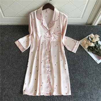 2020 Summer Silk Women's Sleepwear Sexy Sleepdress Long Sleeve Lapel Printed Ladies Nightgown Shirt Dress Female Nightdress
2020 Summer Silk Women's Sleepwear Sexy Sleepdress Long Sleeve Lapel Printed Ladies Nightgown Shirt Dress Female Nightdress