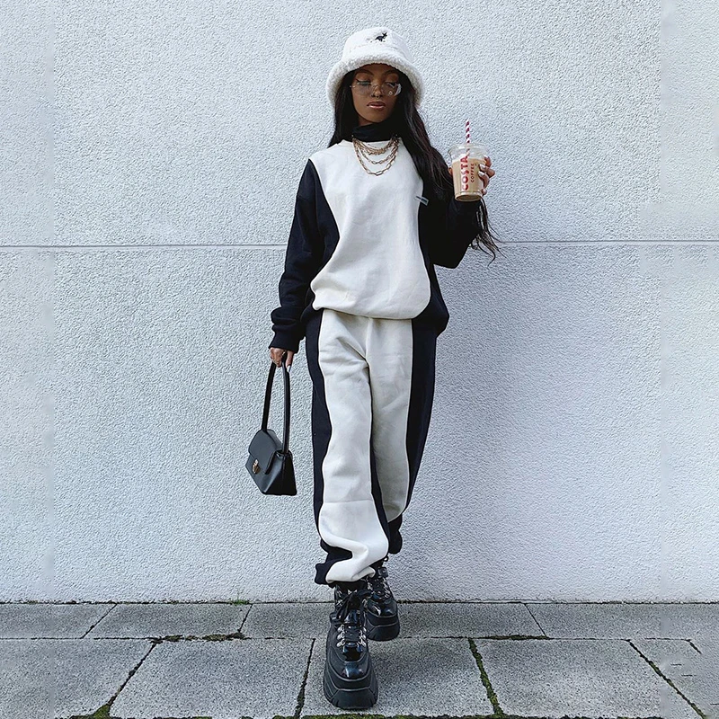 Xingqing Women Outfit Patchwork Long Sleeve Round Neck Pullover + Pants with Pockets Women Set Track Suit Clothing Suits
Xingqing Women Outfit Patchwork Long Sleeve Round Neck Pullover + Pants with Pockets Women Set Track Suit Clothing Suits