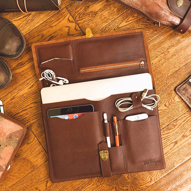 genuine Leather men portable briefcase male laptop handbag first layer leather multi-function computer surface liner bags
genuine Leather men portable briefcase male laptop handbag first layer leather multi-function computer surface liner bags