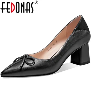 FEDONAS Butterfly Knot Genuine Leather Shoes Concise Pointed Toe Thick Heels Pumps 2020 Spring Summer Elegant Party Shoes Woman
FEDONAS Butterfly Knot Genuine Leather Shoes Concise Pointed Toe Thick Heels Pumps 2020 Spring Summer Elegant Party Shoes Woman