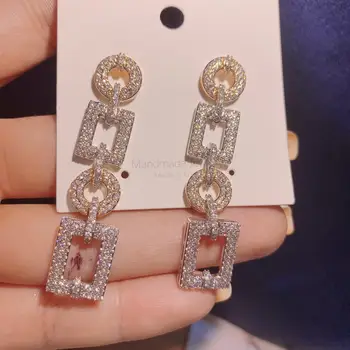 HIBRIDE Water Drop Earrings for Women Big Clear CZ Stone Fashion Jewelry Dating Christmas Birthday Gifts Boucle D’Oreille E-726
HIBRIDE Water Drop Earrings for Women Big Clear CZ Stone Fashion Jewelry Dating Christmas Birthday Gifts Boucle D’Oreille E-726
