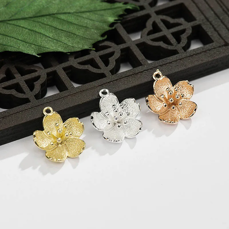 20pcs Brass Casted Metal Flower Charms Pendant Earrings Supplies High Quality Gold Silver Color DIY Jewelry Accessories
20pcs Brass Casted Metal Flower Charms Pendant Earrings Supplies High Quality Gold Silver Color DIY Jewelry Accessories