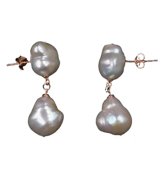 11-12mm Baroque freshwater pearl earring rose golden
11-12mm Baroque freshwater pearl earring rose golden