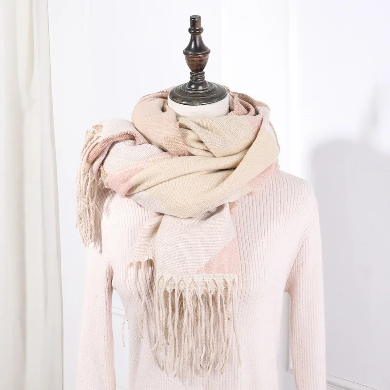 New Thick Warm Winter Scarf Women Tassel Plaid Scarves Soft Pink Cashmere Scarves Solid Shawls Female Foulard
New Thick Warm Winter Scarf Women Tassel Plaid Scarves Soft Pink Cashmere Scarves Solid Shawls Female Foulard