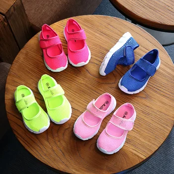 Summer Girls Sandals Children Hole Beach Sandals Soft Bottom Non-Slip Infant Shoes Kids Outdoor Anti-Slippery For Kids 
Summer Girls Sandals Children Hole Beach Sandals Soft Bottom Non-Slip Infant Shoes Kids Outdoor Anti-Slippery For Kids