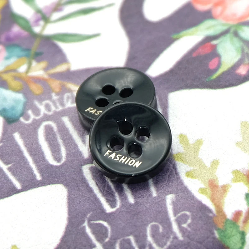 10pcs-100pcs Resin Buttons Natural Color Round Shape Four Holes DIY Decorative Button For Clothes Sewing Accessory Wholesaleable
10pcs-100pcs Resin Buttons Natural Color Round Shape Four Holes DIY Decorative Button For Clothes Sewing Accessory Wholesaleable