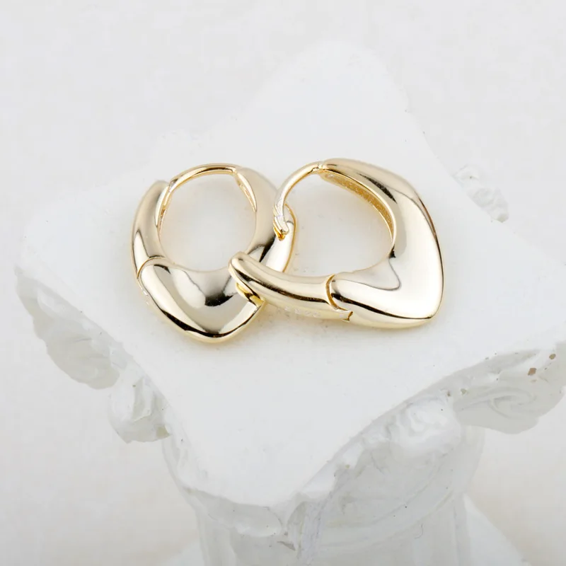 Authentic S925 Sterling Silver Earrings INS Simple Design Irregular Concave Small Hoop Earrings Women Accessories
Authentic S925 Sterling Silver Earrings INS Simple Design Irregular Concave Small Hoop Earrings Women Accessories