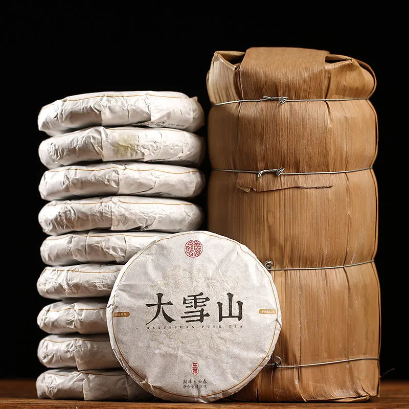 2019 Raw Pu-erh Big Snow Mountain Sheng Pur-erh Early Spring Tea Mini Cake with A Honey Floral Scent 100g
2019 Raw Pu-erh Big Snow Mountain Sheng Pur-erh Early Spring Tea Mini Cake with A Honey Floral Scent 100g