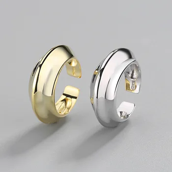 New S925 Silver Couple Ring Men and Women Smooth Ring Simple Personality Ring Gift
New S925 Silver Couple Ring Men and Women Smooth Ring Simple Personality Ring Gift