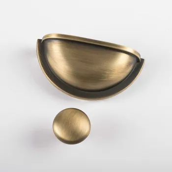 Yellow Bronze Shell Handle Ears, Semicircular Shape Furniture Handle Wardrobe Cabinet Drawer Semicircular Handle
Yellow Bronze Shell Handle Ears, Semicircular Shape Furniture Handle Wardrobe Cabinet Drawer Semicircular Handle