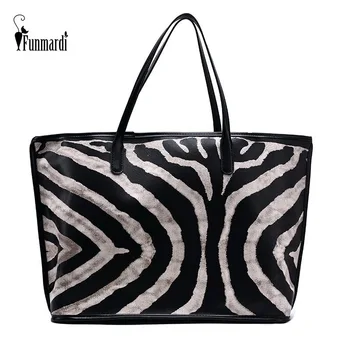 FUNMARDI Zebra Stripe Women Handbag High capacity Totes Trapeze Bag Giraffe Top Handle Hand Bag Composite Female Bag WLHB3089
FUNMARDI Zebra Stripe Women Handbag High capacity Totes Trapeze Bag Giraffe Top Handle Hand Bag Composite Female Bag WLHB3089
