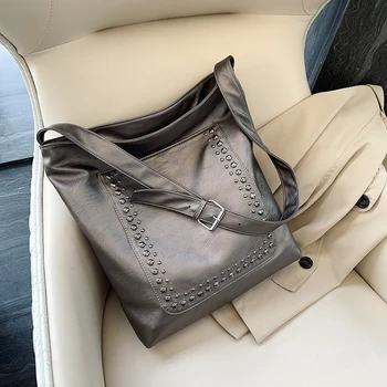 Designer Retro Punk Bag Women Leather Handbags Classic Rivets Big Shoulder Bag Black Ladies Crossbody Tote Bag Sac A Main Femme
Designer Retro Punk Bag Women Leather Handbags Classic Rivets Big Shoulder Bag Black Ladies Crossbody Tote Bag Sac A Main Femme