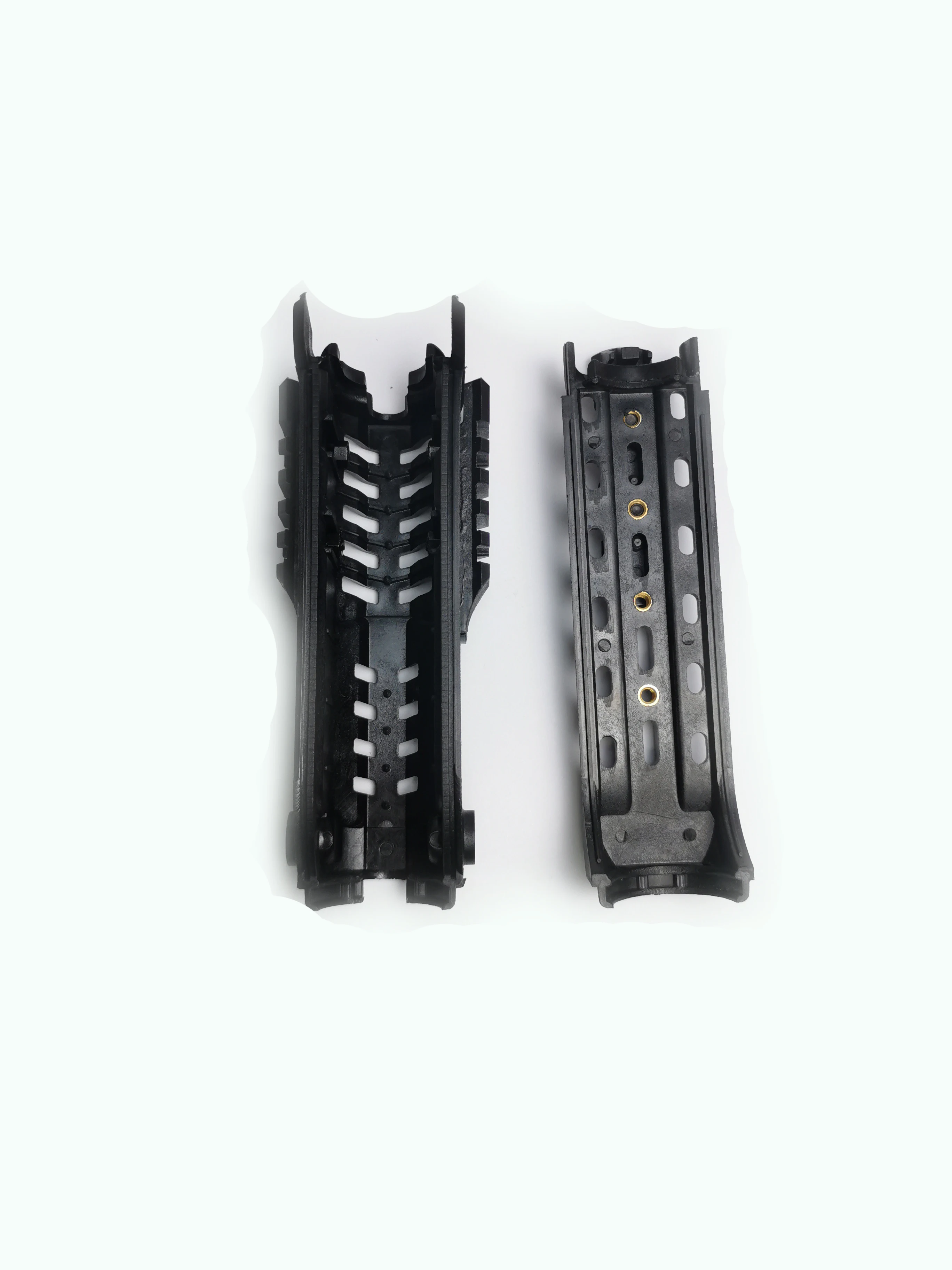 TOtrait Command Hunting CAA M4S1 Handguard with Extra Rail System for M4/M16 Black Command Hunting CAA M4S1 Handguard
TOtrait Command Hunting CAA M4S1 Handguard with Extra Rail System for M4/M16 Black Command Hunting CAA M4S1 Handguard