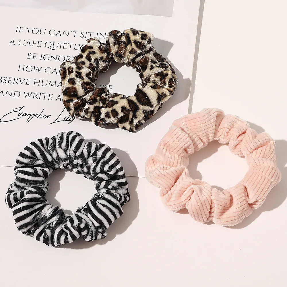 2Pcs/Set Fashion Simple Basic Elastic Hair Bands Ponytail Holder Leopard Scrunchies Headband For Girl Women Hair Accessorie set
2Pcs/Set Fashion Simple Basic Elastic Hair Bands Ponytail Holder Leopard Scrunchies Headband For Girl Women Hair Accessorie set