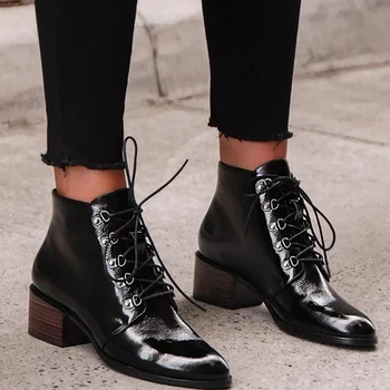 2020 New Women Lace Up Pumps Women's Fur High Heels Female Round Toe Sexy Woman Square Heel Ladies Elegant Fashion Winter
2020 New Women Lace Up Pumps Women's Fur High Heels Female Round Toe Sexy Woman Square Heel Ladies Elegant Fashion Winter