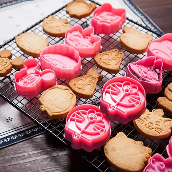 Mickey mouse Roasting Tool 3D Biscuit Mould Cartoon Animal Plastic Curved Cookie Mold Decorating Plunger Cutter
Mickey mouse Roasting Tool 3D Biscuit Mould Cartoon Animal Plastic Curved Cookie Mold Decorating Plunger Cutter