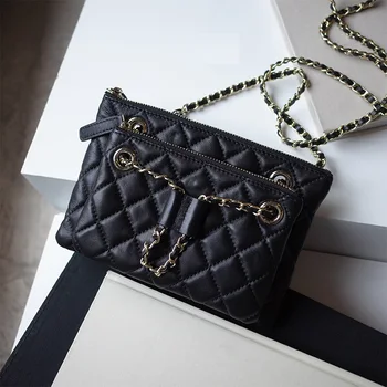 Fashionable Small Rhombus Tide Messenger Bag Chain Female 2pcs/set Embroidered Sheepskin Chain Bag Doule Flap Composite shoulder 
Fashionable Small Rhombus Tide Messenger Bag Chain Female 2pcs/set Embroidered Sheepskin Chain Bag Doule Flap Composite shoulder