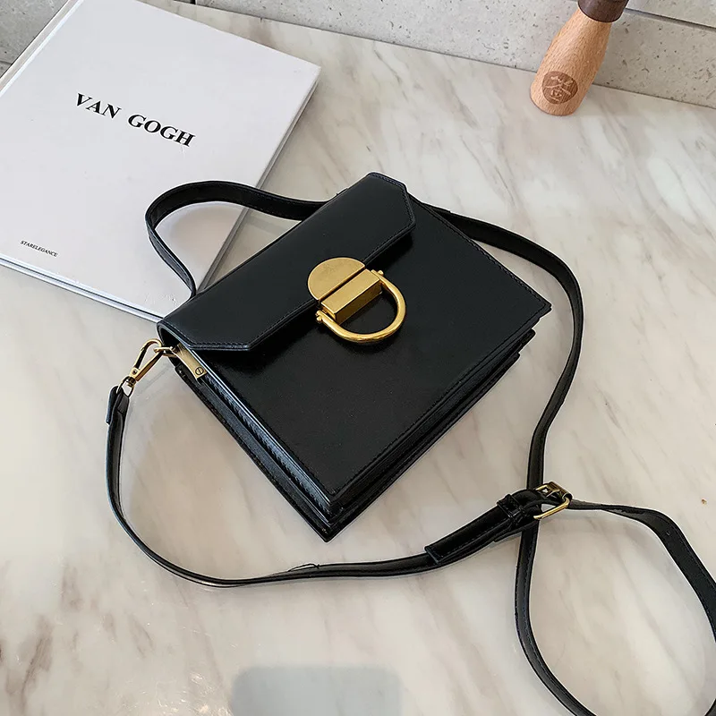 2020 new explosive female bag 2020 retro portable small square bag solid color simple net red bag diagonal fairy bag
2020 new explosive female bag 2020 retro portable small square bag solid color simple net red bag diagonal fairy bag
