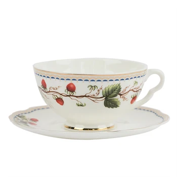 Porcelein Tea Cups European Coffee Cup and Saucer Set Bone China Royal Luxury Handpainted Kombucha Tazas De Cafe Drinkware E5 
Porcelein Tea Cups European Coffee Cup and Saucer Set Bone China Royal Luxury Handpainted Kombucha Tazas De Cafe Drinkware E5