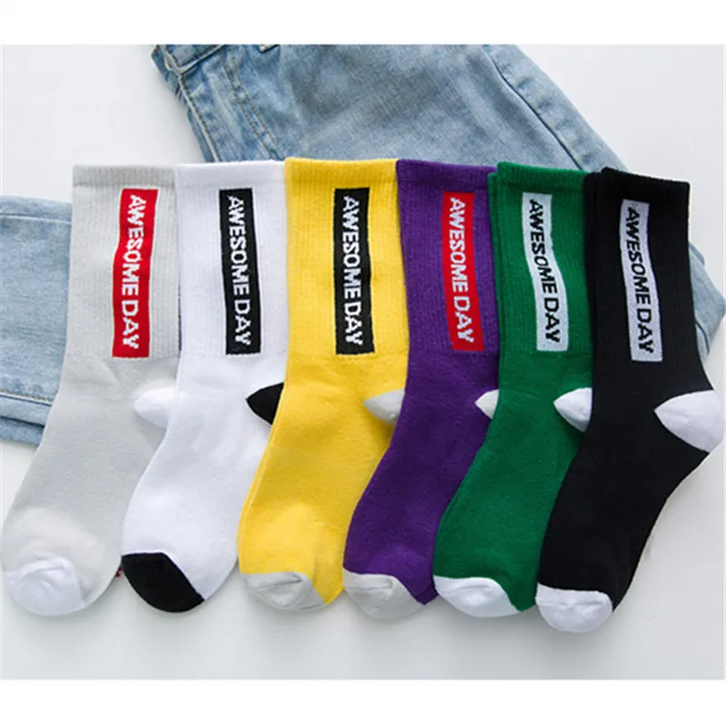 New Breathable Tube Socks Summer Men and Women The Same Cotton Fashion and Comfortable Letter Pile Socks
New Breathable Tube Socks Summer Men and Women The Same Cotton Fashion and Comfortable Letter Pile Socks