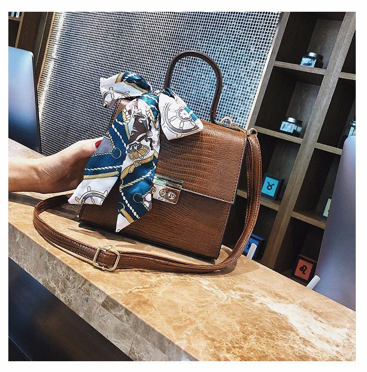 2019 New Style Square Sling Bag Spring Korean-style Bags Creative Silk Scarves Handbag Shoulder Bag Mobile Phone Shoulder Bag
2019 New Style Square Sling Bag Spring Korean-style Bags Creative Silk Scarves Handbag Shoulder Bag Mobile Phone Shoulder Bag