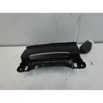 8K0857951 ASHTRAY Audi A4 BER. (B8) 
8K0857951 ASHTRAY Audi A4 BER. (B8)