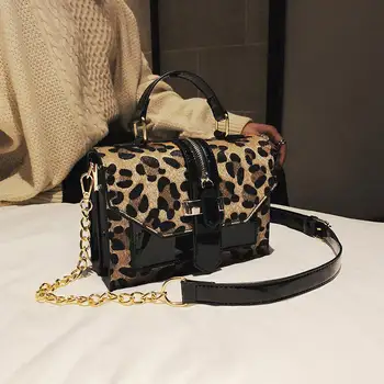 Bag female 2019 new Korean version of the small bag slung spring stitching retro leopard print girl bag
Bag female 2019 new Korean version of the small bag slung spring stitching retro leopard print girl bag