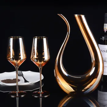 Golden Wine Seperator Red Wine Wake-up Bottle Glass Crystal Wine Decanter High Feet Cup Set Promotion Gift Home Bar Accessories
Golden Wine Seperator Red Wine Wake-up Bottle Glass Crystal Wine Decanter High Feet Cup Set Promotion Gift Home Bar Accessories