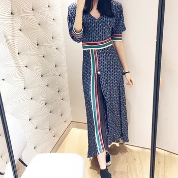 Women Dress 2019 Retro Geometric Print V-neck Multicolored Color Matching Waist Split maxi Dress
Women Dress 2019 Retro Geometric Print V-neck Multicolored Color Matching Waist Split maxi Dress