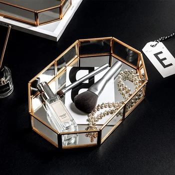Ceramic Jewelry Plate Storage Tray Creative Home Decor Cosmetics Decoration Loving Heart Glass Storage Tray Restaurant
Ceramic Jewelry Plate Storage Tray Creative Home Decor Cosmetics Decoration Loving Heart Glass Storage Tray Restaurant