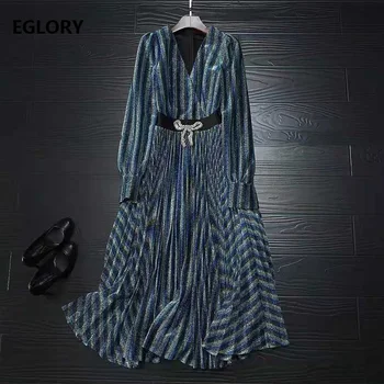 European High Street Dress 2020 Spring Women Sexy V-Neck Lurex Blue Striped Patterns Beading Deco Long Sleeve Big Swing Dress
European High Street Dress 2020 Spring Women Sexy V-Neck Lurex Blue Striped Patterns Beading Deco Long Sleeve Big Swing Dress